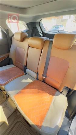 Hyundai Grand Santa Fe
